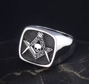 Master Mason Blue Lodge Ring - Signet Skull Square & Compass 925 Sterling Silver - Bricks Masons