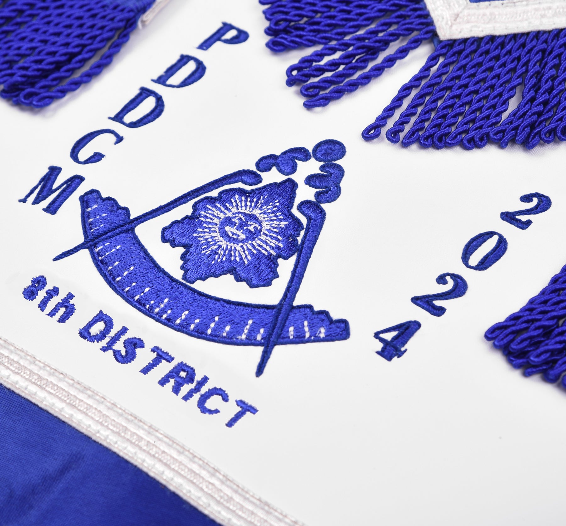 Past District Deputy Grand Master Blue Lodge Apron - Blue Borders Machine Embroidery - Bricks Masons