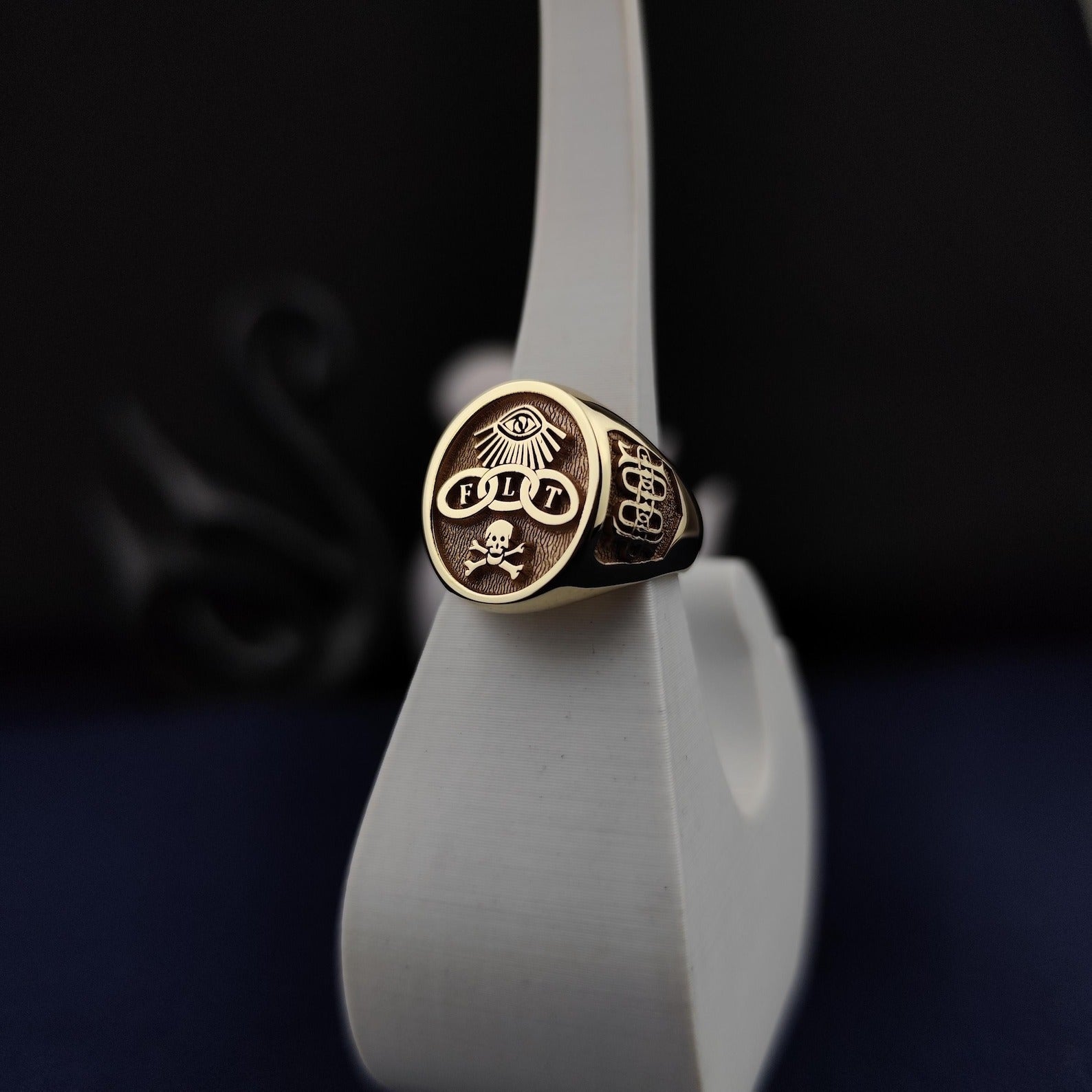 Order of Odd Fellows Ring - Personalized  IOOF Signet - Bricks Masons