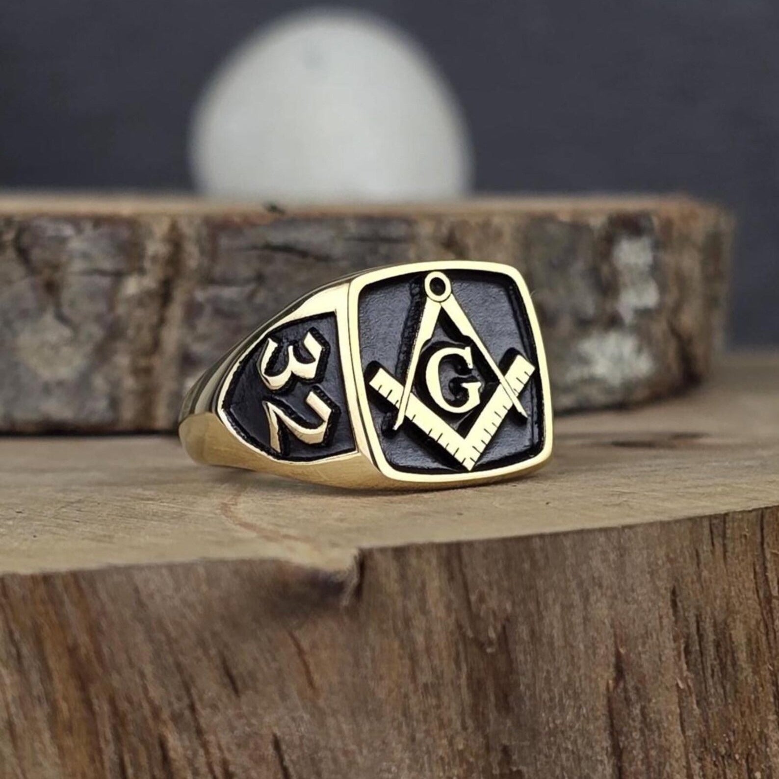 Master Mason Blue Lodge Ring - Black & Gold Embossed S & C With G - Bricks Masons