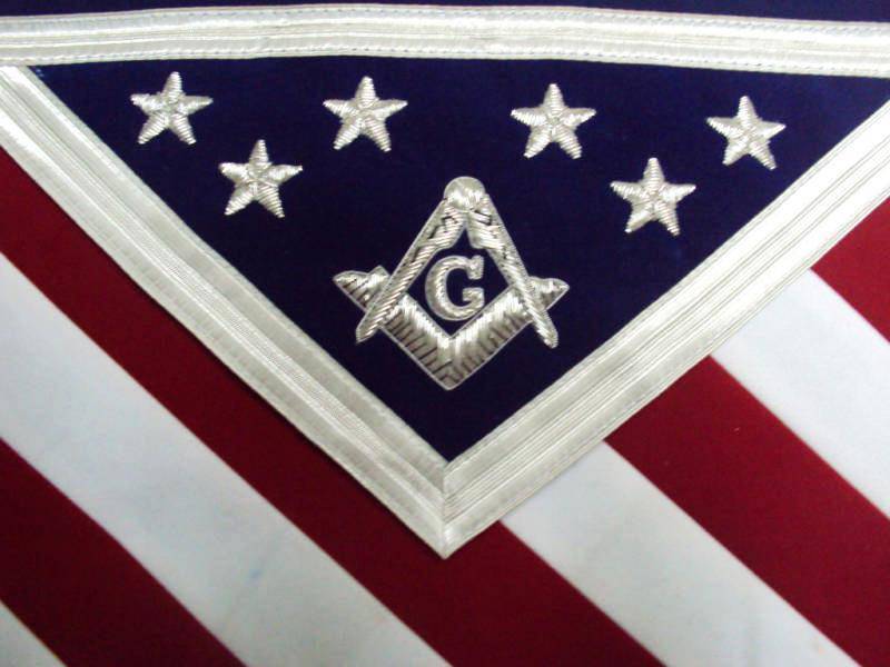 Master Mason Blue Lodge Apron - White, Red & Blue USA Flag - Bricks Masons
