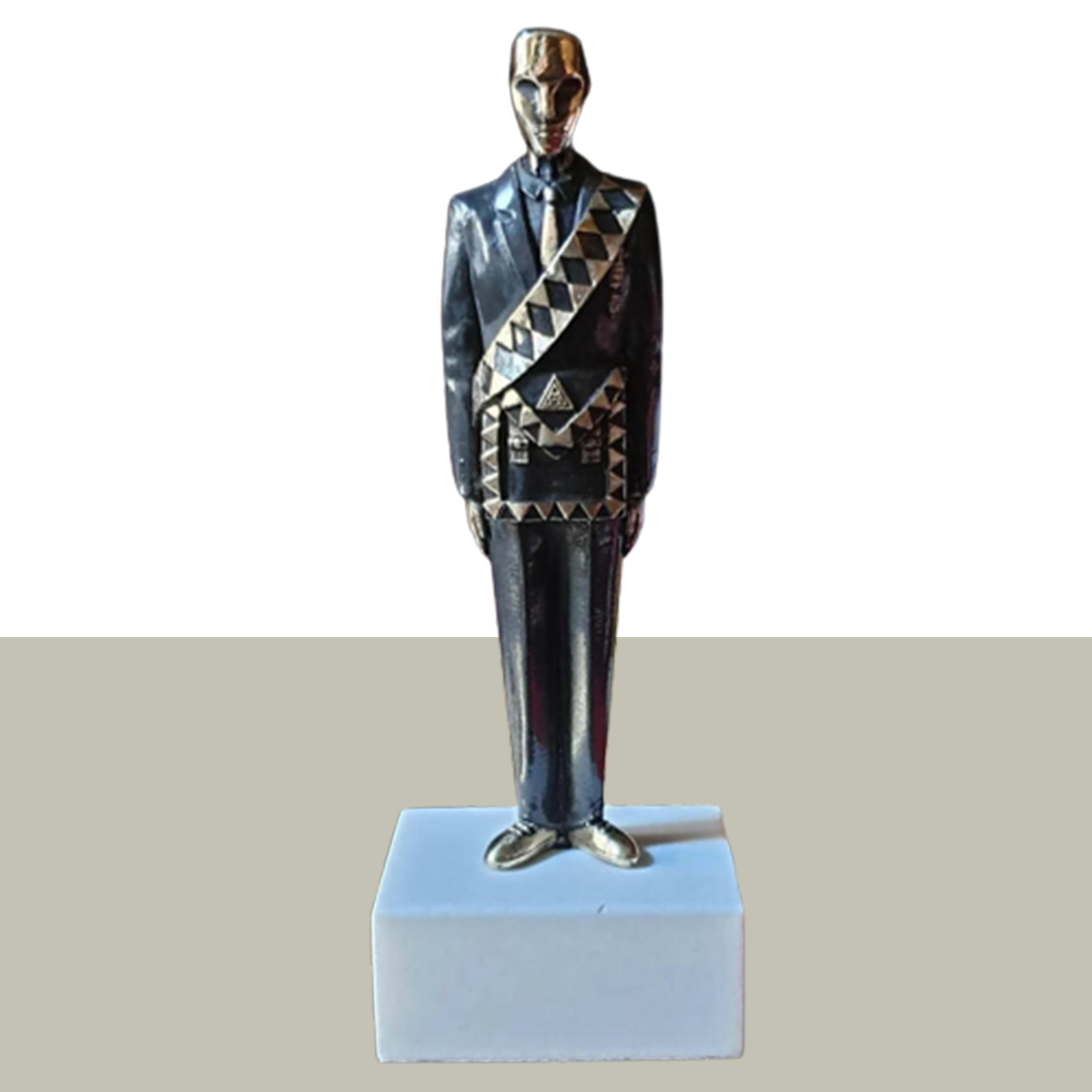 Companion English Royal Arch Figurine - Solid Bronze - Bricks Masons