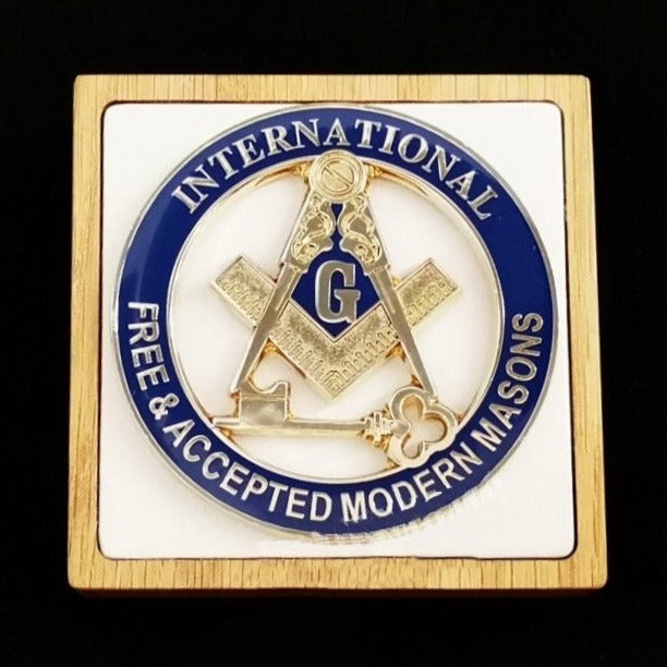 International Masons Car Emblem - Gold Square & Compass With Key - Bricks Masons